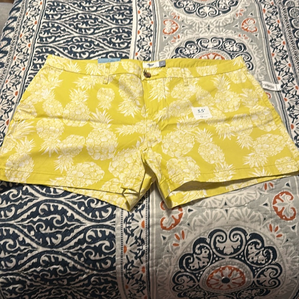 Old Navy Women’s Pineapple Shorts